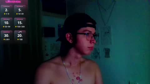 Snapshot of andy_gray01 chatting on January 16, 10:53 am Andy Gray online show from January 16, 10:53 am