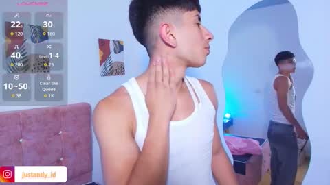 andy_justgame online show from November 17, 9:40 pm