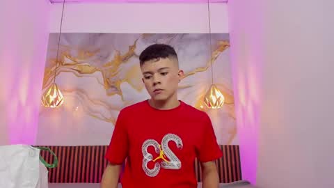 andyfame11 online show from September 21, 2:12 am