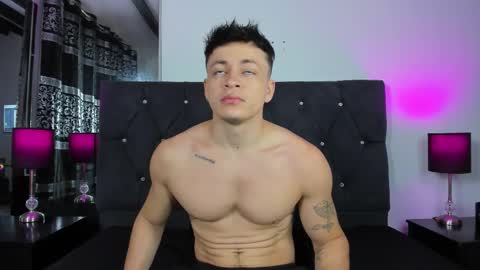 Angel Cuervo online show from December 3, 12:44 pm