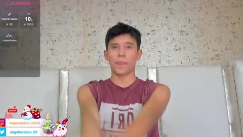Snapshot of angel_esteban_fx chatting on December 17, 3:39 am ngel Esteban online show from December 17, 3:39 am