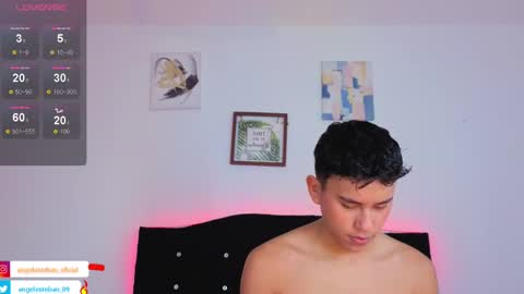 ngel Esteban  online show from November 4, 11:44 am