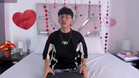 Angel online show from February 26, 7:37 pm