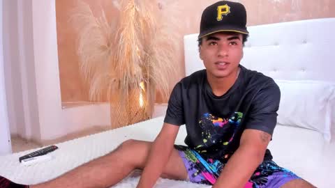 ANGEL online show from December 7, 8:38 pm