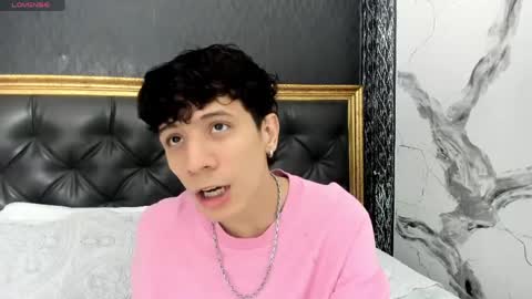 Angel online show from May 18, 5:02 am