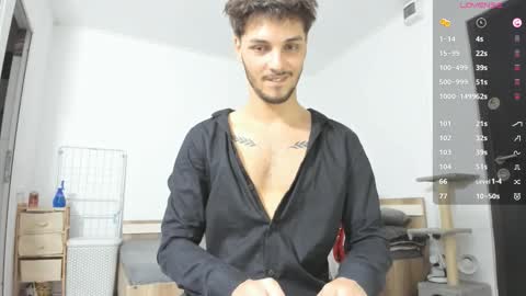 Frankie  online show from November 9, 1:48 pm