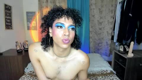 angelwhitte online show from April 3, 2:19 am