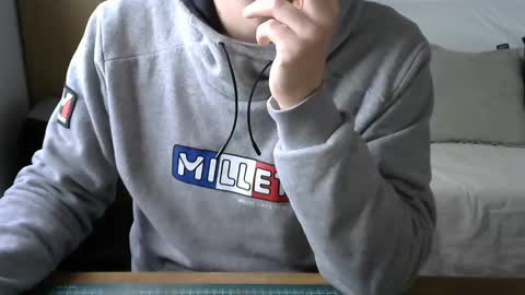 Snapshot of annecylake chatting on January 5, 8:11 am annecylake online show from January 5, 8:11 am