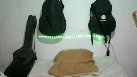 lion kennedy independent model moderator online show from February 3, 3:48 am