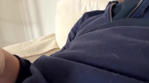 Snapshot of anonomousloser chatting on February 11, 4:02 pm anonomousloser online show from February 11, 4:02 pm