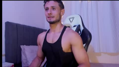 Snapshot of anthony_lewis_ chatting on September 9, 6:35 am Adonys Creeb online show from September 9, 6:35 am