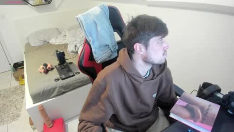 Snapshot of anthonyloveseks chatting on January 19, 10:17 am Anthony online show from January 19, 10:17 am