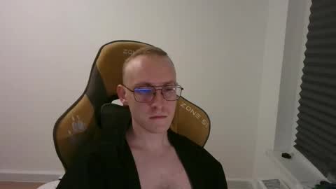 anthonythorn online show from November 13, 8:46 pm