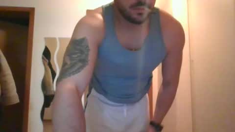 Snapshot of antonio100000000 chatting on February 8, 2:58 am Insta antonio1234820 online show from February 8, 2:58 am