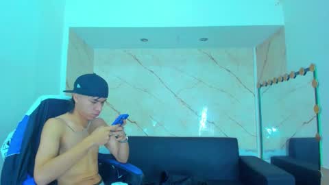Snapshot of anyelo_sexyhot chatting on September 26, 1:20 pm anyelo_sexyhot online show from September 26, 1:20 pm