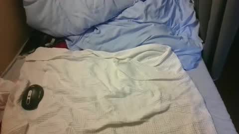 anyway8 online show from April 28, 2:27 am