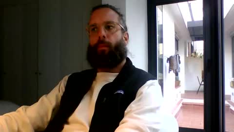 apc_3 online show from February 23, 9:11 am