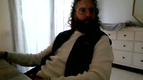 apc_3 online show from December 18, 9:04 am