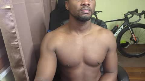 apollodarkmn online show from April 21, 7:47 am