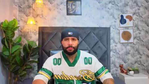 Apolo online show from November 4, 8:54 pm