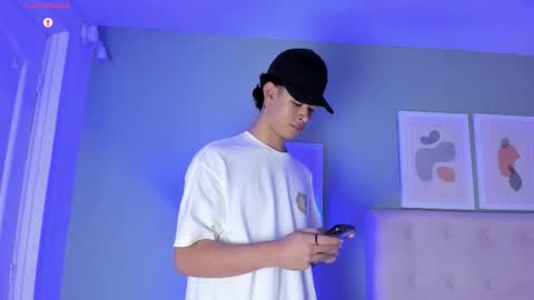 Apolo twink online show from February 20, 7:48 pm