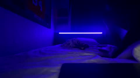 Snapshot of aqualowkeyxx chatting on October 29, 7:55 am Aqulowkeyxxx online show from October 29, 7:55 am