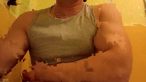 aquinn2000 online show from December 20, 6:26 pm