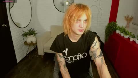 archiehali online show from October 12, 8:47 pm