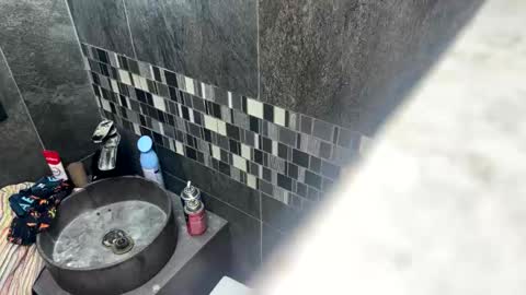 argentoscorpion online show from April 3, 7:21 pm