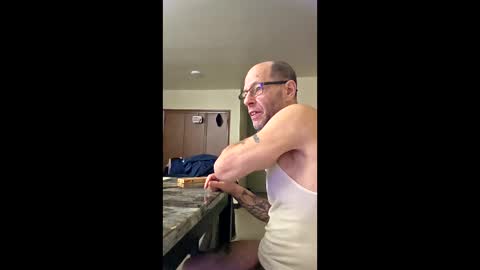 ariesborn418 online show from February 12, 7:03 am