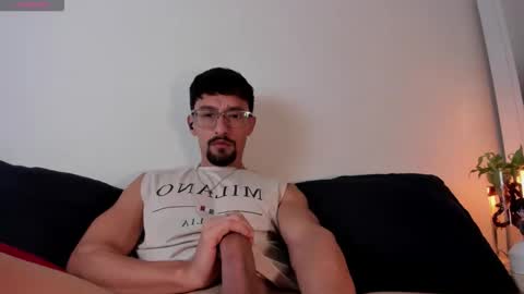 Arley Moren online show from March 19, 2:42 pm