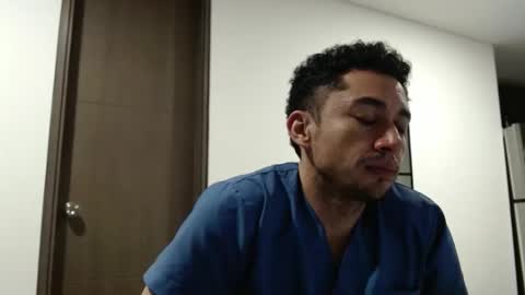 Armand online show from December 7, 11:34 pm