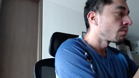 Armand online show from October 6, 2:55 pm