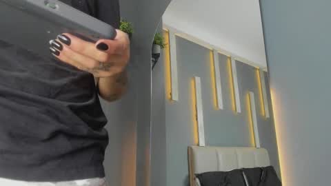 Arohom Lester online show from November 29, 11:01 am