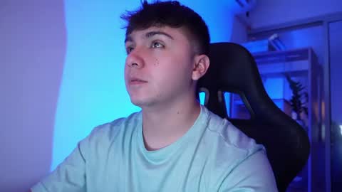 aron__cooper online show from May 21, 1:59 pm