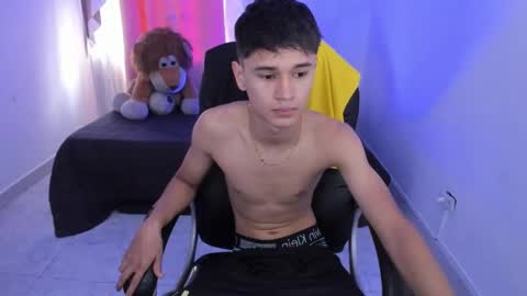 Aaron online show from February 16, 5:55 pm