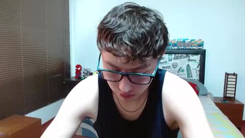 Aaron online show from January 23, 6:24 pm