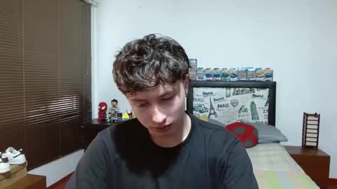 Aaron online show from January 27, 4:43 pm