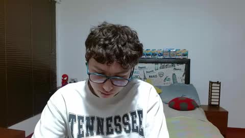 Aaron online show from January 24, 11:15 am