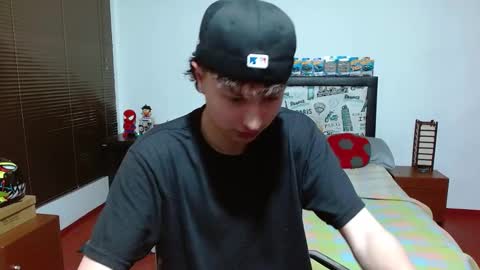 Aaron online show from February 12, 12:12 pm