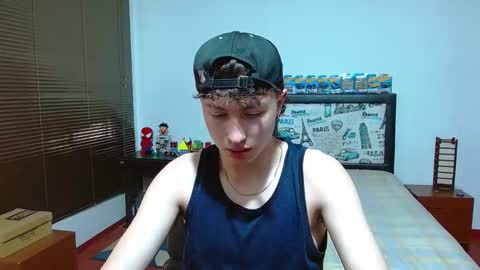 Aaron online show from February 24, 8:25 pm