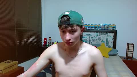 Aaron online show from February 28, 5:59 pm