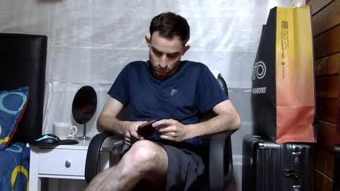 Aron G Franco online show from May 8, 8:31 pm