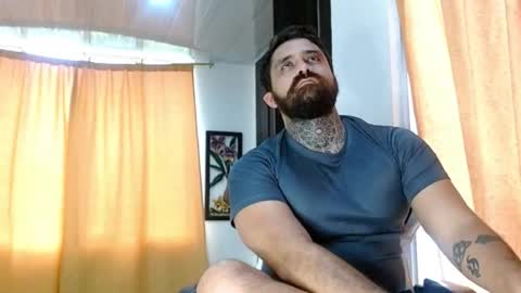 aronmiller online show from February 1, 7:34 pm