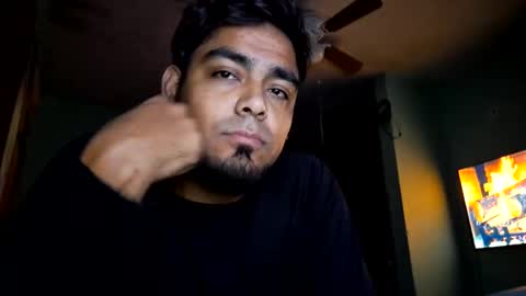 Snapshot of arturo_alvarado93 chatting on January 1, 8:56 am the chosen one online show from January 1, 8:56 am