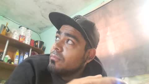 Snapshot of arturo_alvarado93 chatting on December 20, 4:25 pm the chosen one online show from December 20, 4:25 pm