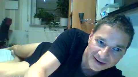 Snapshot of as660660 chatting on September 14, 8:55 pm as660660 online show from September 14, 8:55 pm