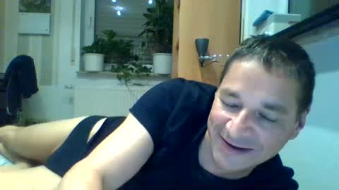 Snapshot of as660660 chatting on September 16, 8:42 pm as660660 online show from September 16, 8:42 pm