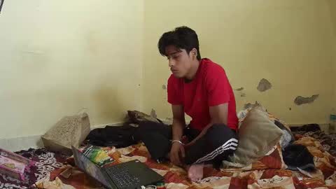 Snapshot of ash2730 chatting on October 23, 7:56 am ash2730 online show from October 23, 7:56 am