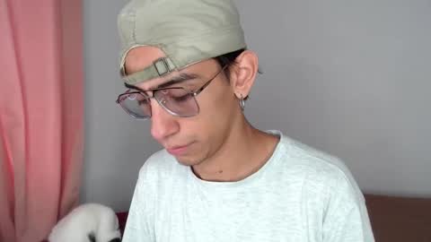 Ash online show from January 13, 6:56 pm